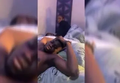 Pornografia amadora: Meu cara curtindo transar sozinho